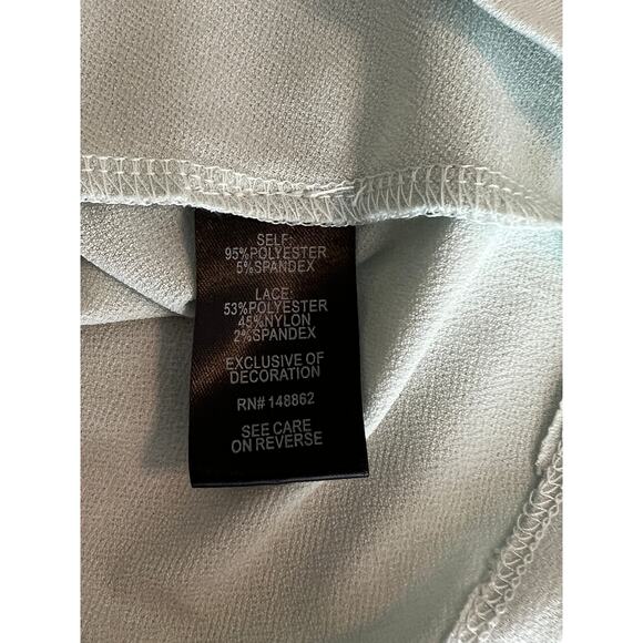 Torrid Mint Green Lace Short Sleeve Top Size 0 - Picture 7 of 7